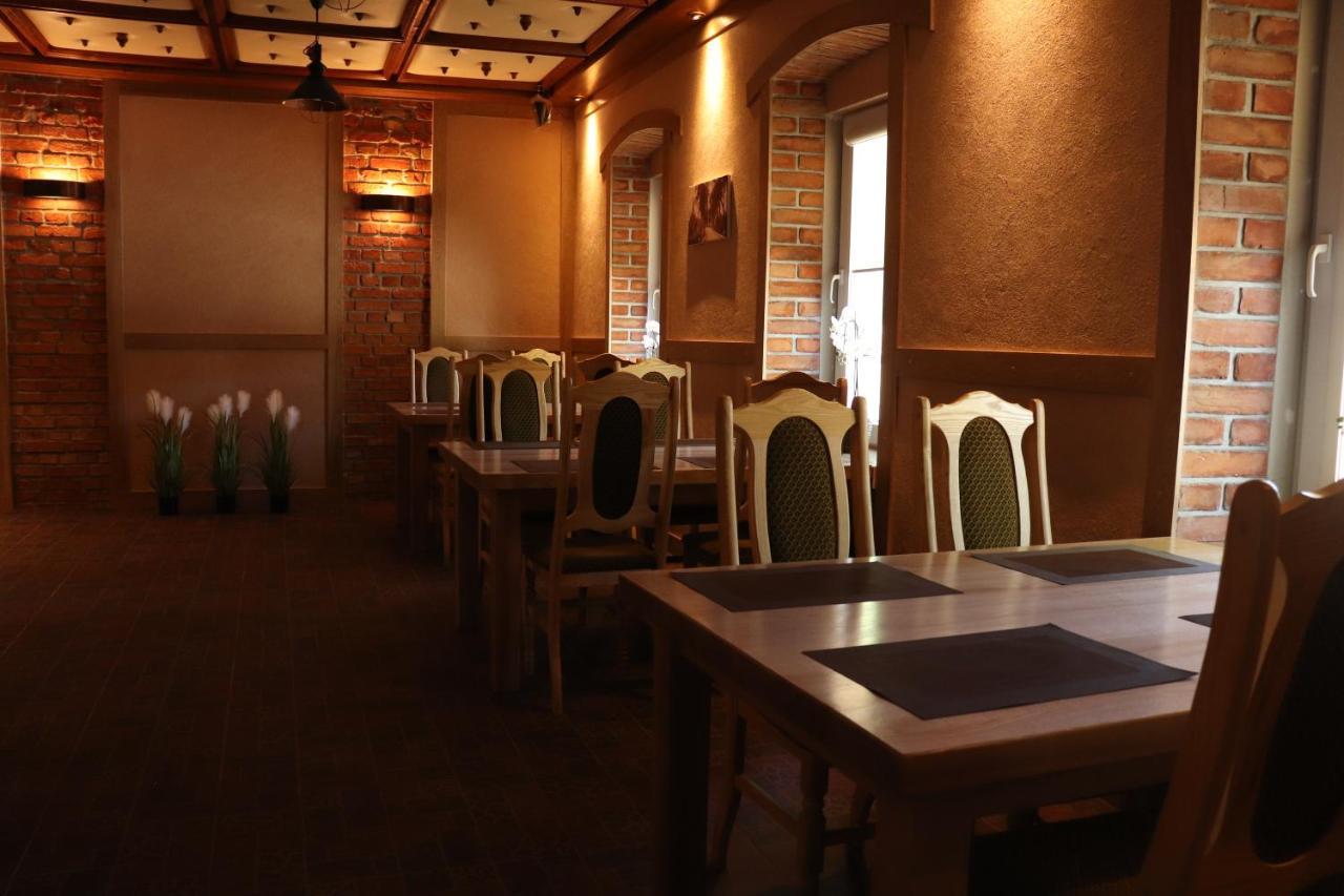 Asmonienes Sveciu Namai "Senoji Mokyklele" Otel Smalininkai Dış mekan fotoğraf