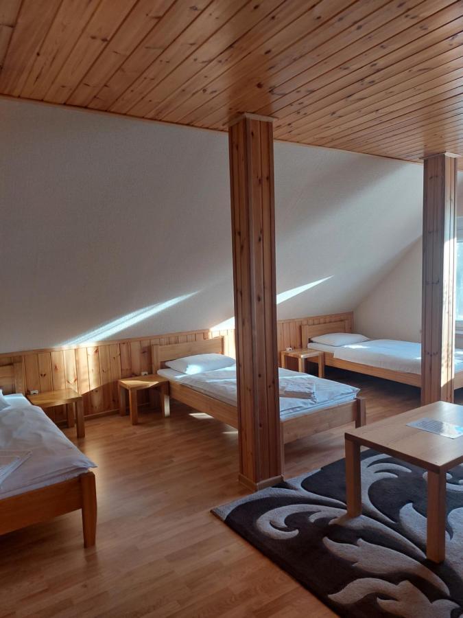 Asmonienes Sveciu Namai "Senoji Mokyklele" Otel Smalininkai Dış mekan fotoğraf