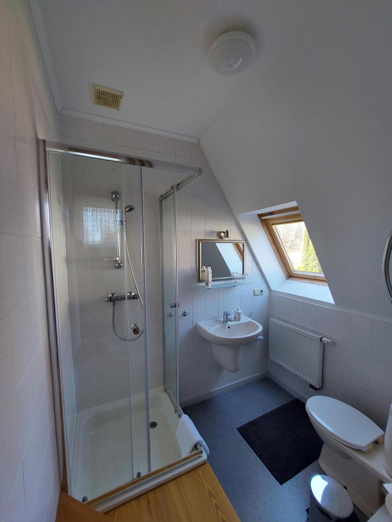 Asmonienes Sveciu Namai "Senoji Mokyklele" Otel Smalininkai Dış mekan fotoğraf