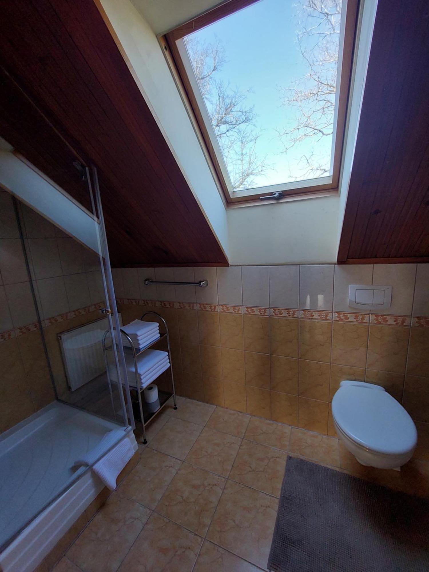 Asmonienes Sveciu Namai "Senoji Mokyklele" Otel Smalininkai Dış mekan fotoğraf