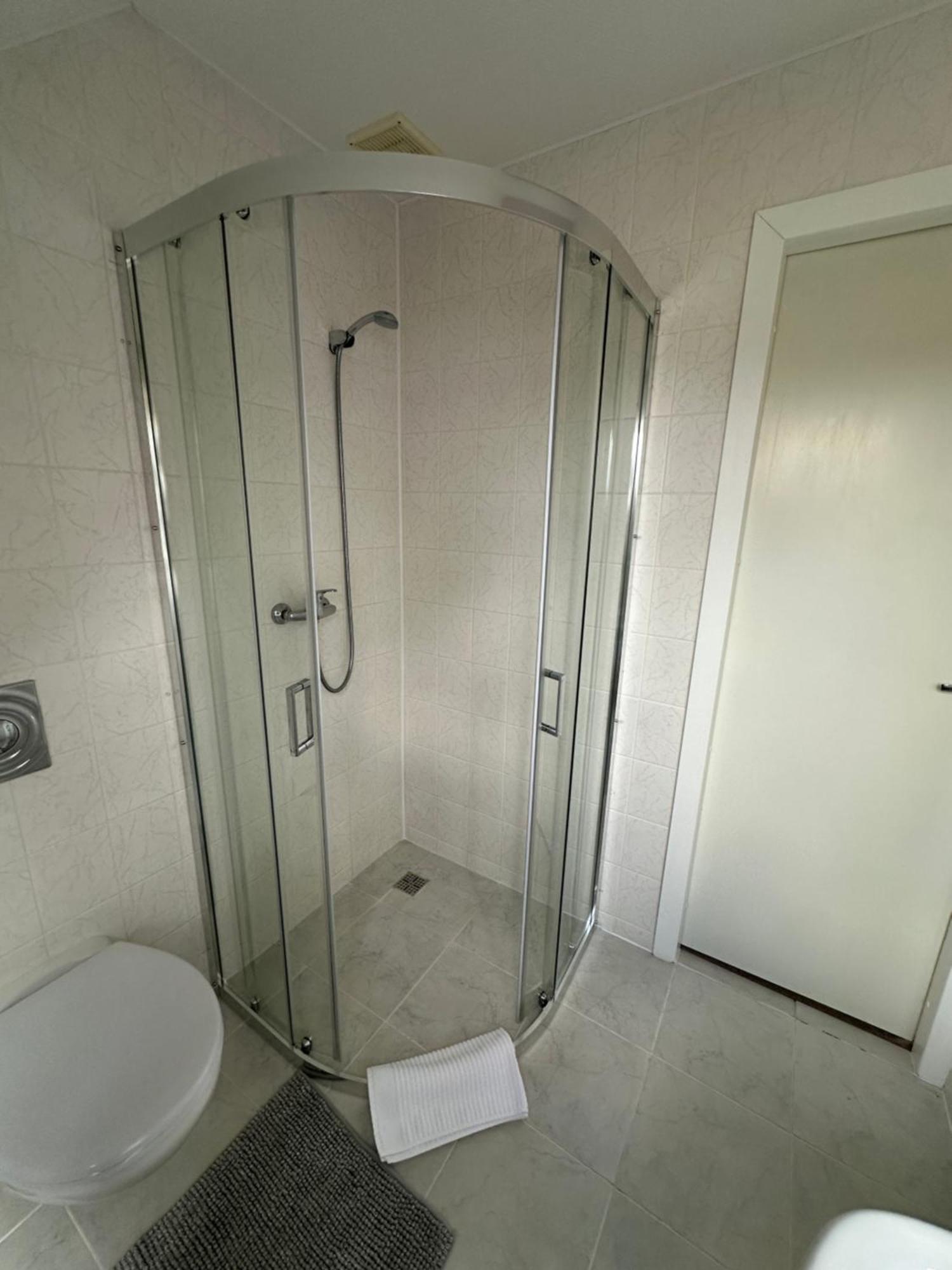Asmonienes Sveciu Namai "Senoji Mokyklele" Otel Smalininkai Dış mekan fotoğraf